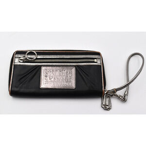 Coach Vintage Poppy Black and Silver Zip-Around Wallet Wristlet Leopard Interior